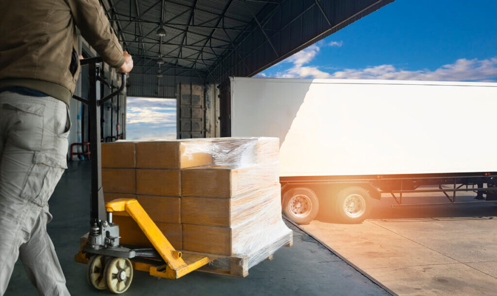Unloading Freight Containers and Trailers for Grocery Distribution
