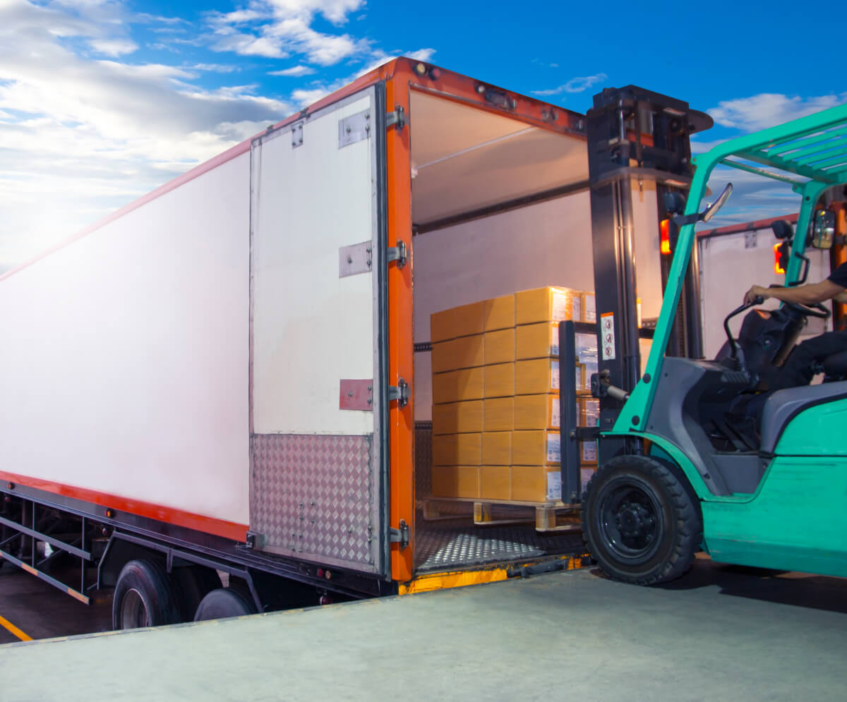 Safety Tips for Unloading Freight